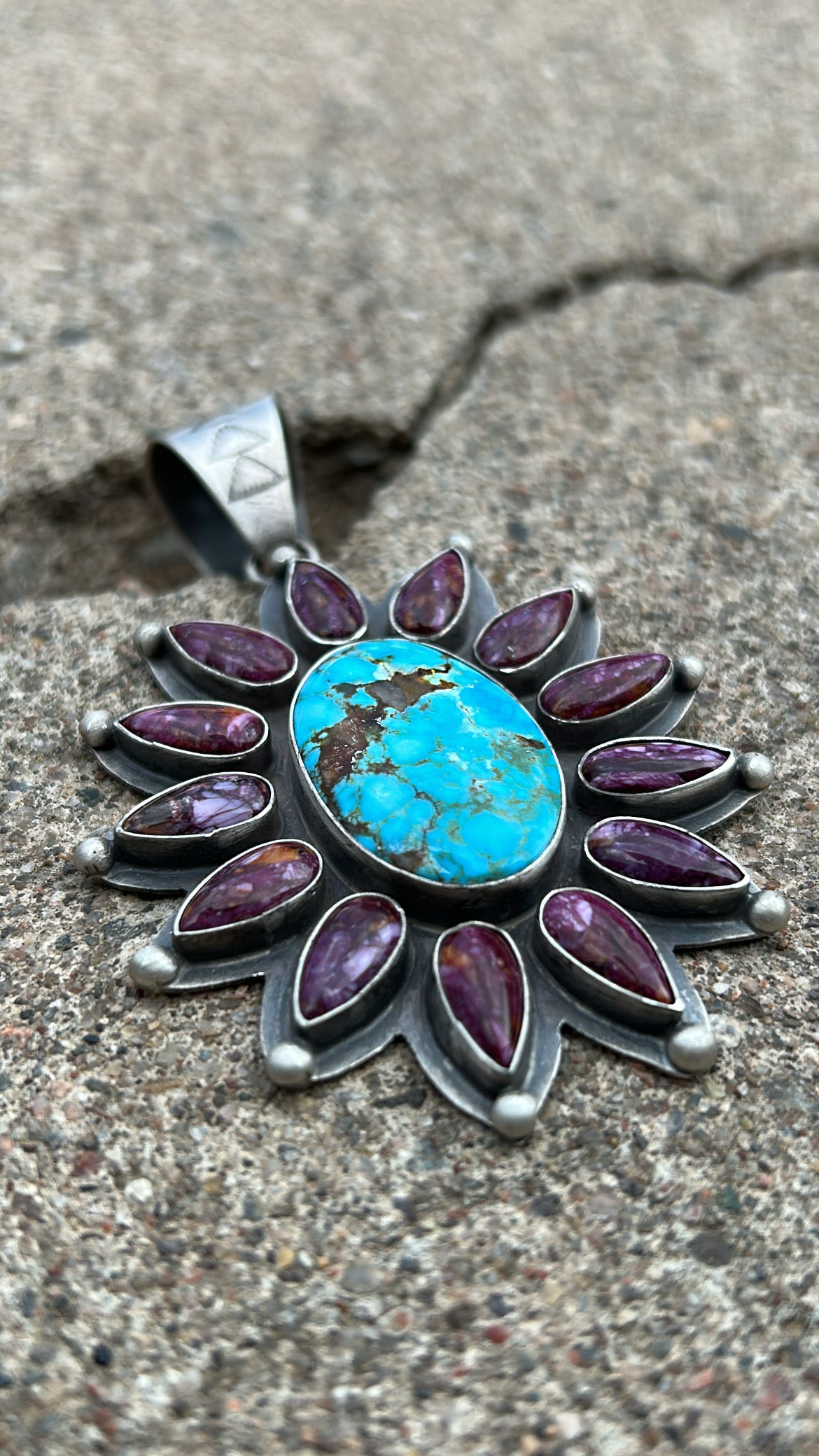 High grade kingman and purple spiny oyster cluster pendent