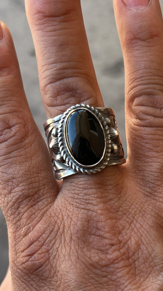 Black onyx ring