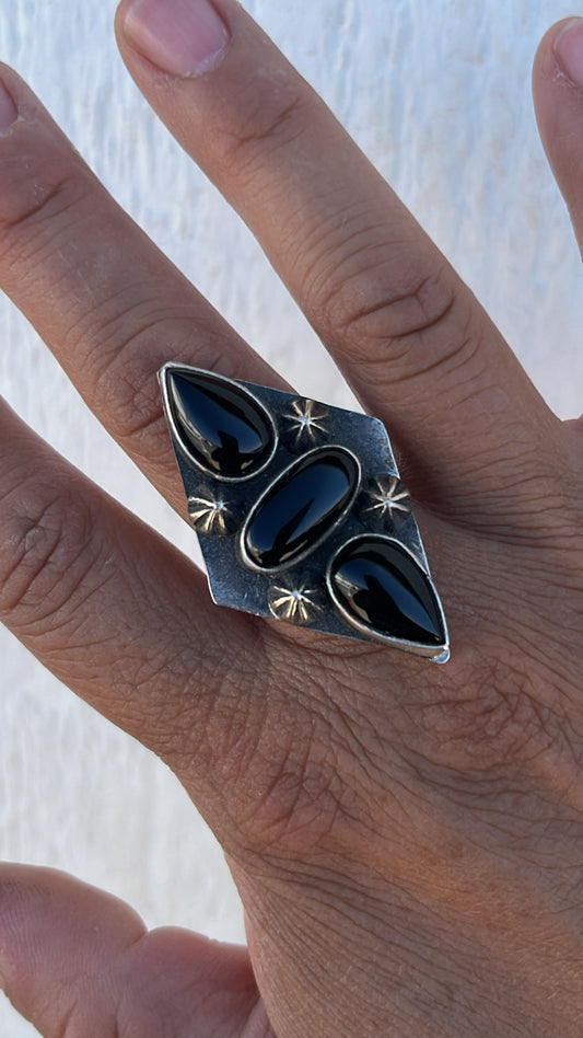 Black onyx ring