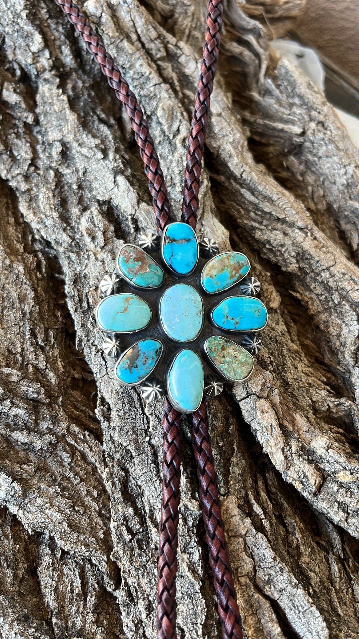 Kingman turquoise bolo